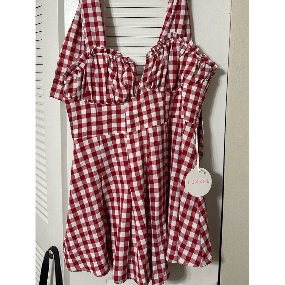 Luxxel red picnic dress NWT